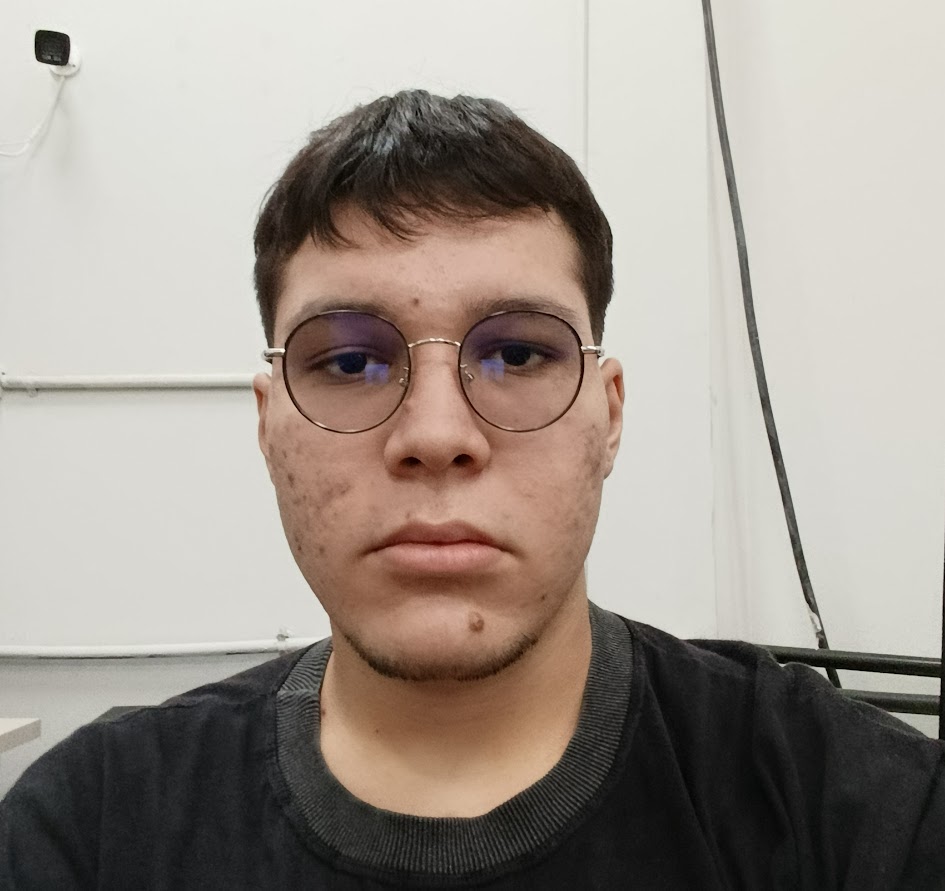Lucas Apparecido de Oliveira
